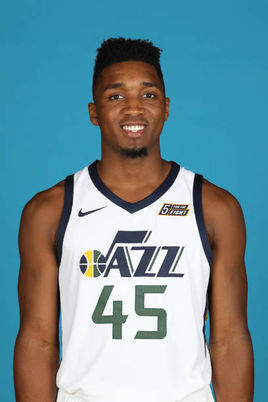 确保她在每 确保她在每